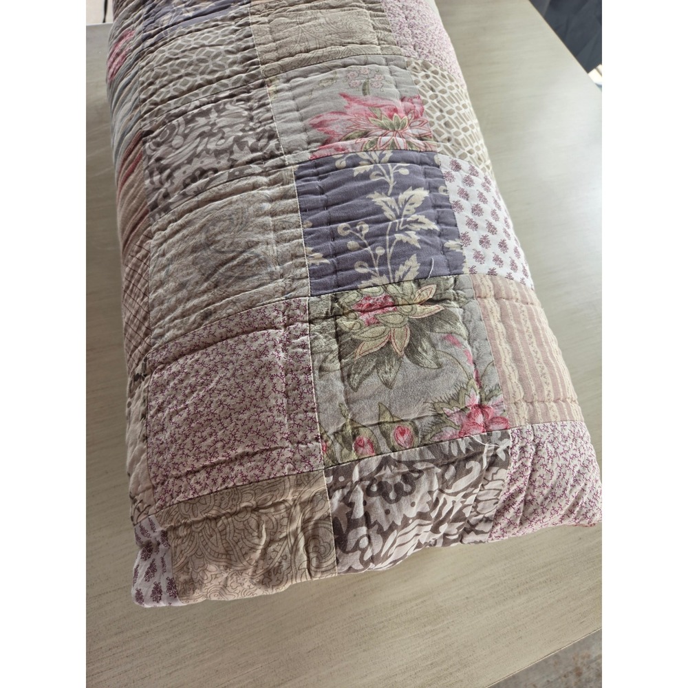 Potterybarn Queen patchwork quilt. - Picture 4 of 11
